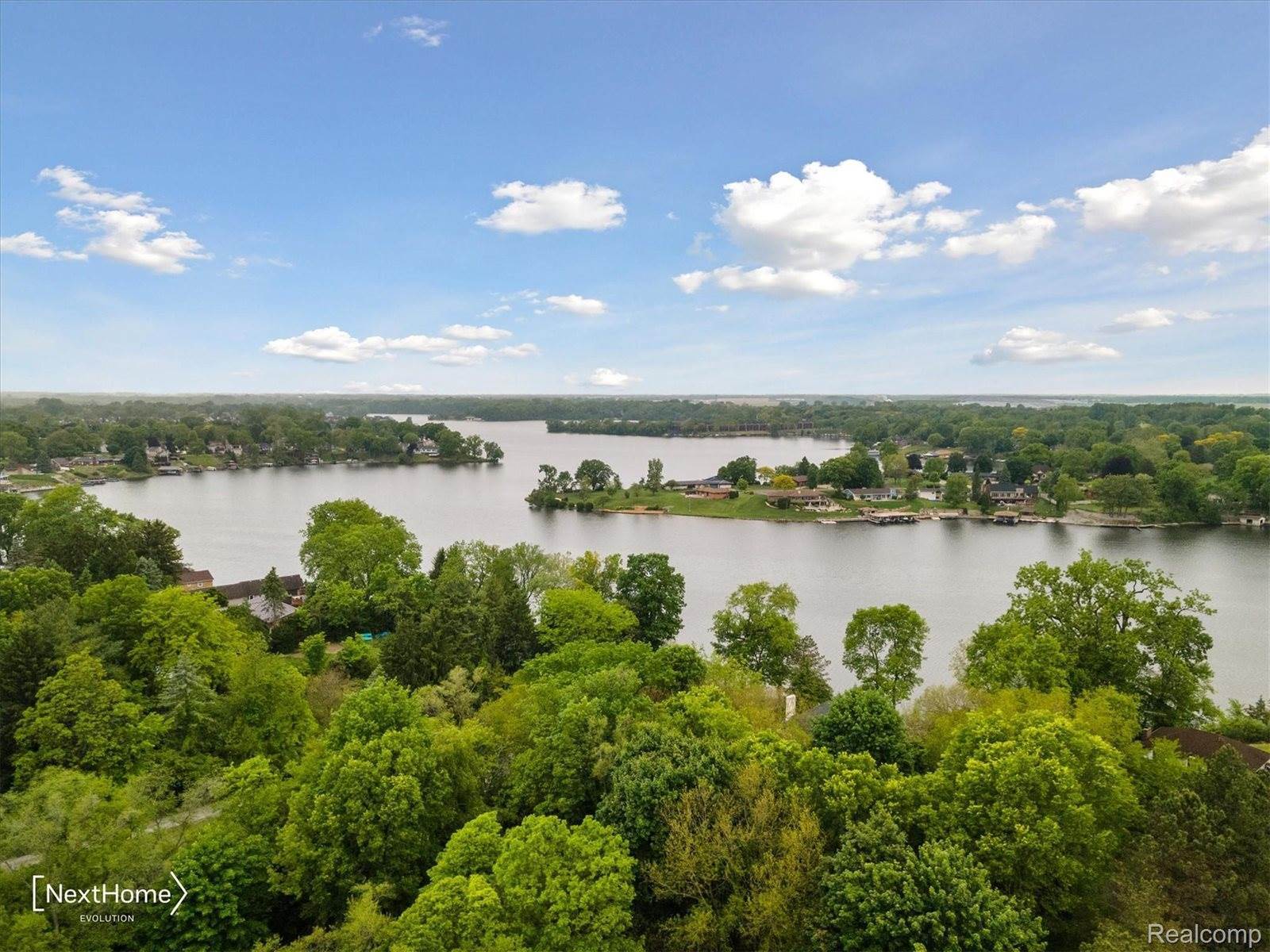 47400 West Huron River Drive, VanBurenCharterTownship_Wayne, MI 48111