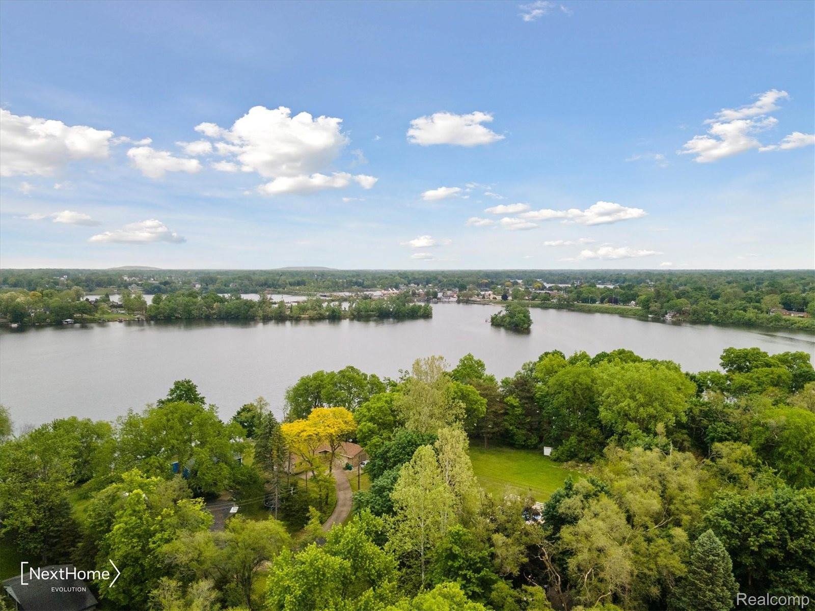 47400 West Huron River Drive, VanBurenCharterTownship_Wayne, MI 48111