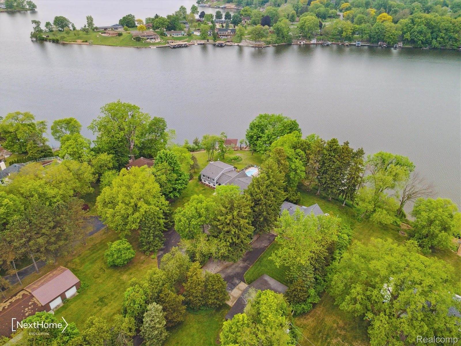 47400 West Huron River Drive, VanBurenCharterTownship_Wayne, MI 48111