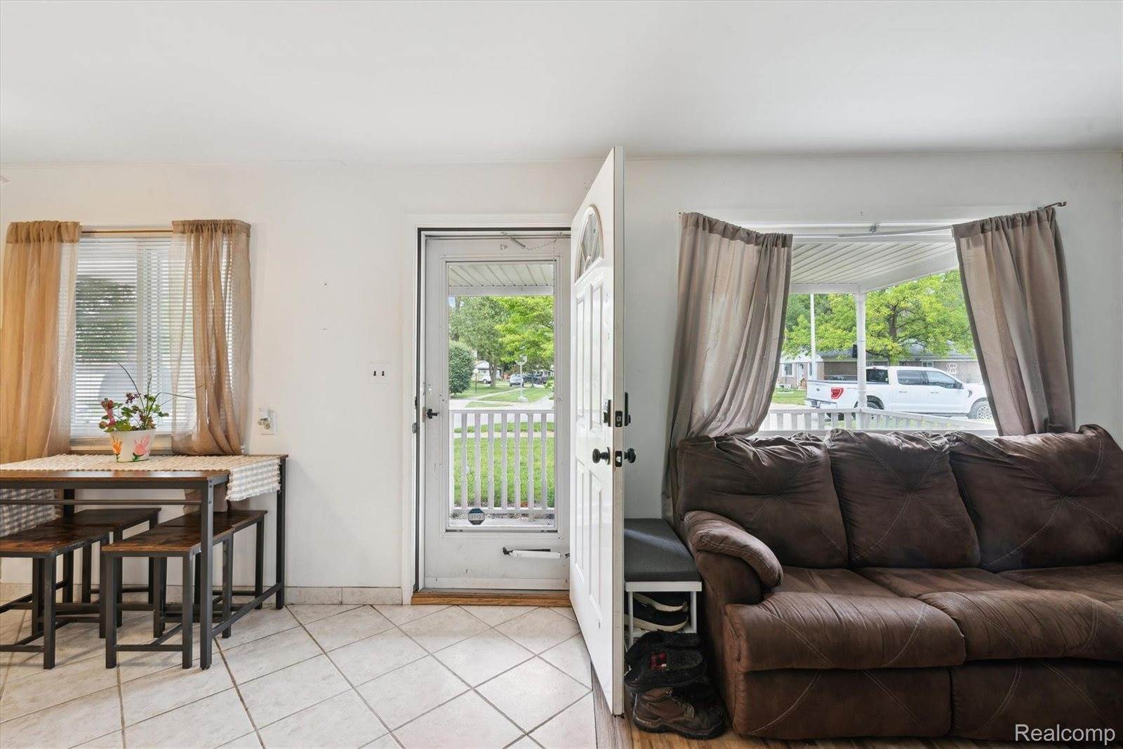 6057 Sylvia Street, TaylorCity_Wayne, MI 48180