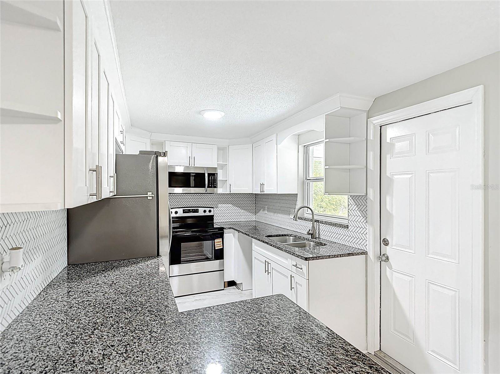 8329 Gulf Way, Hudson, FL 34667