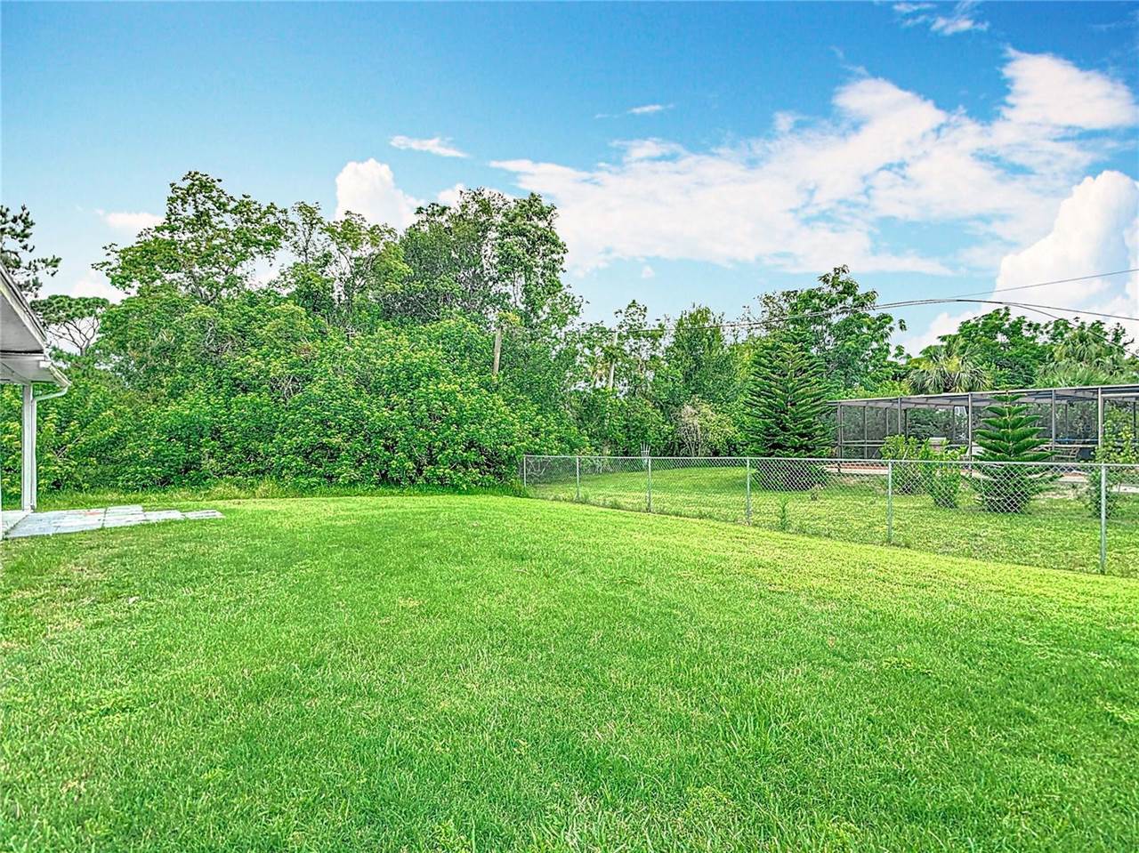 8329 Gulf Way, Hudson, FL 34667