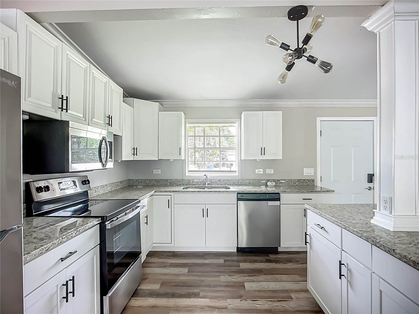 93 E Mariana Avenue, North Fort Myers, FL 33917