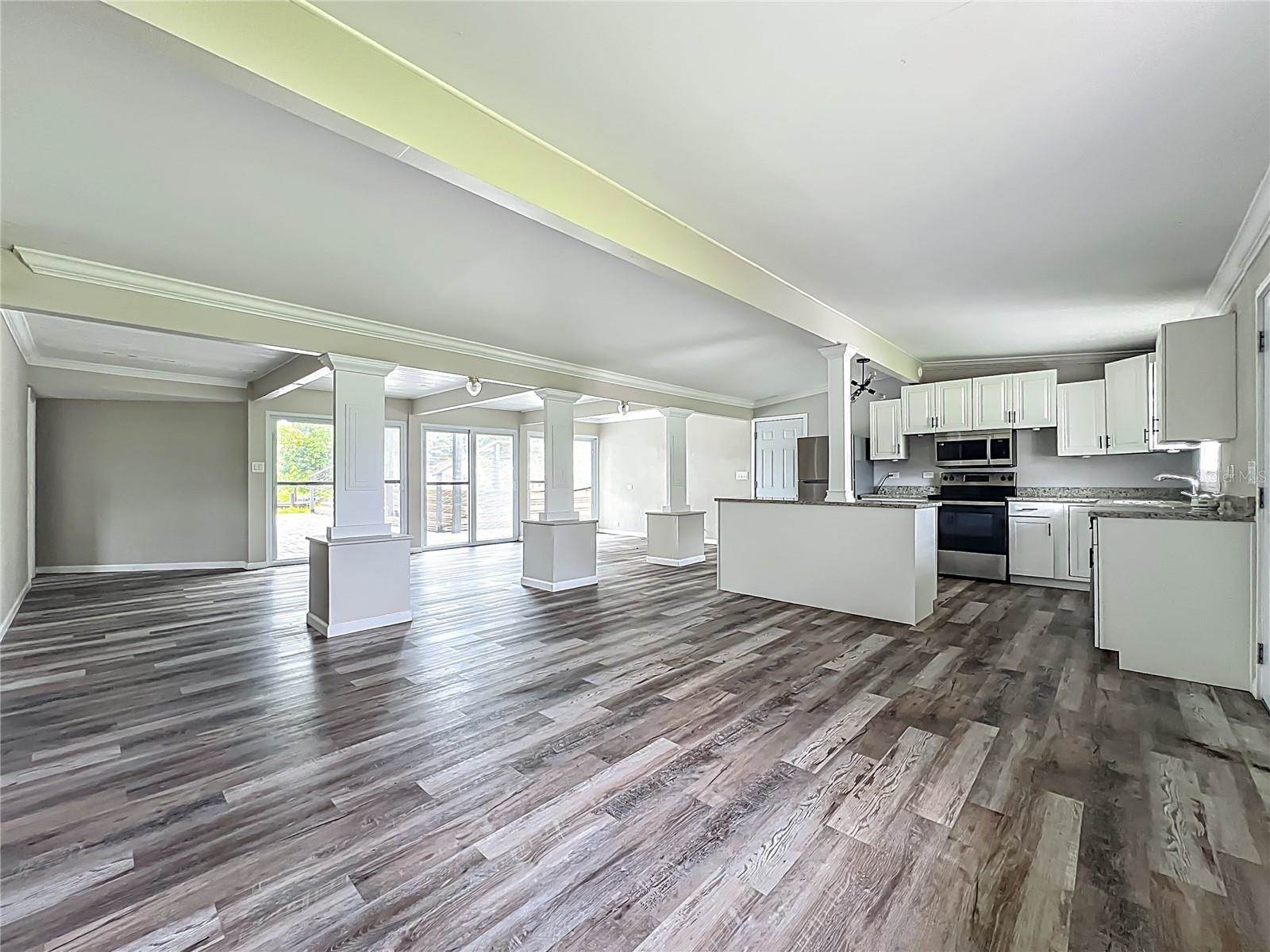 93 E Mariana Avenue, North Fort Myers, FL 33917