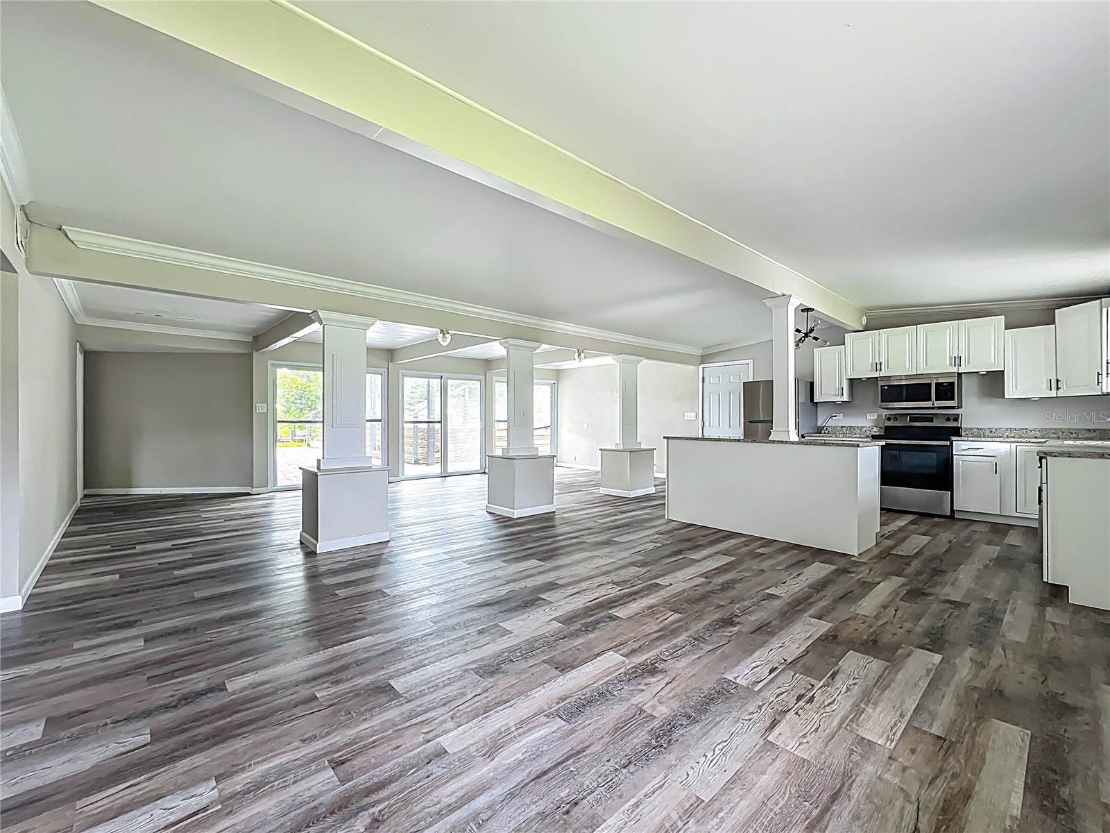 93 E Mariana Avenue, North Fort Myers, FL 33917