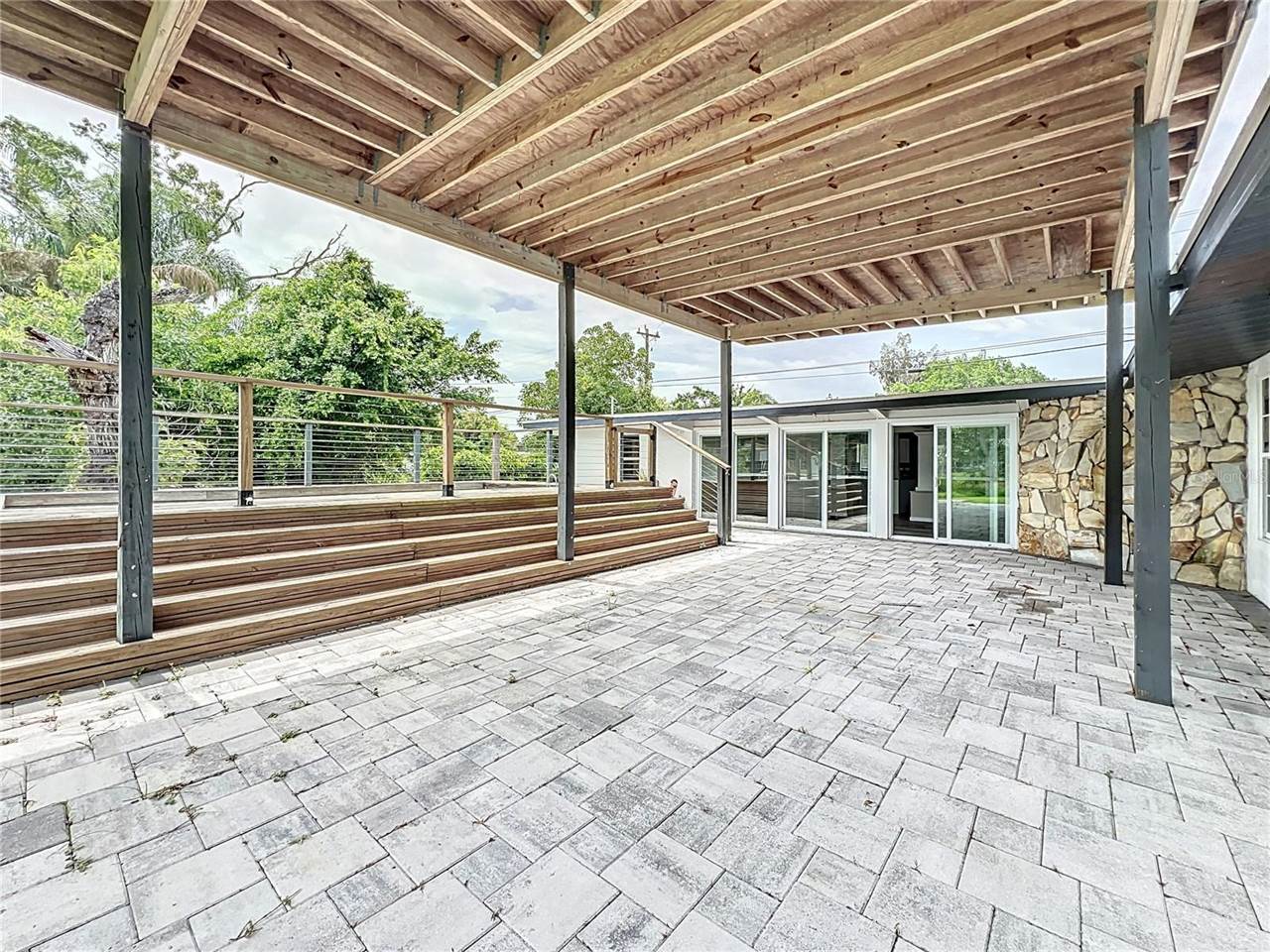 93 E Mariana Avenue, North Fort Myers, FL 33917