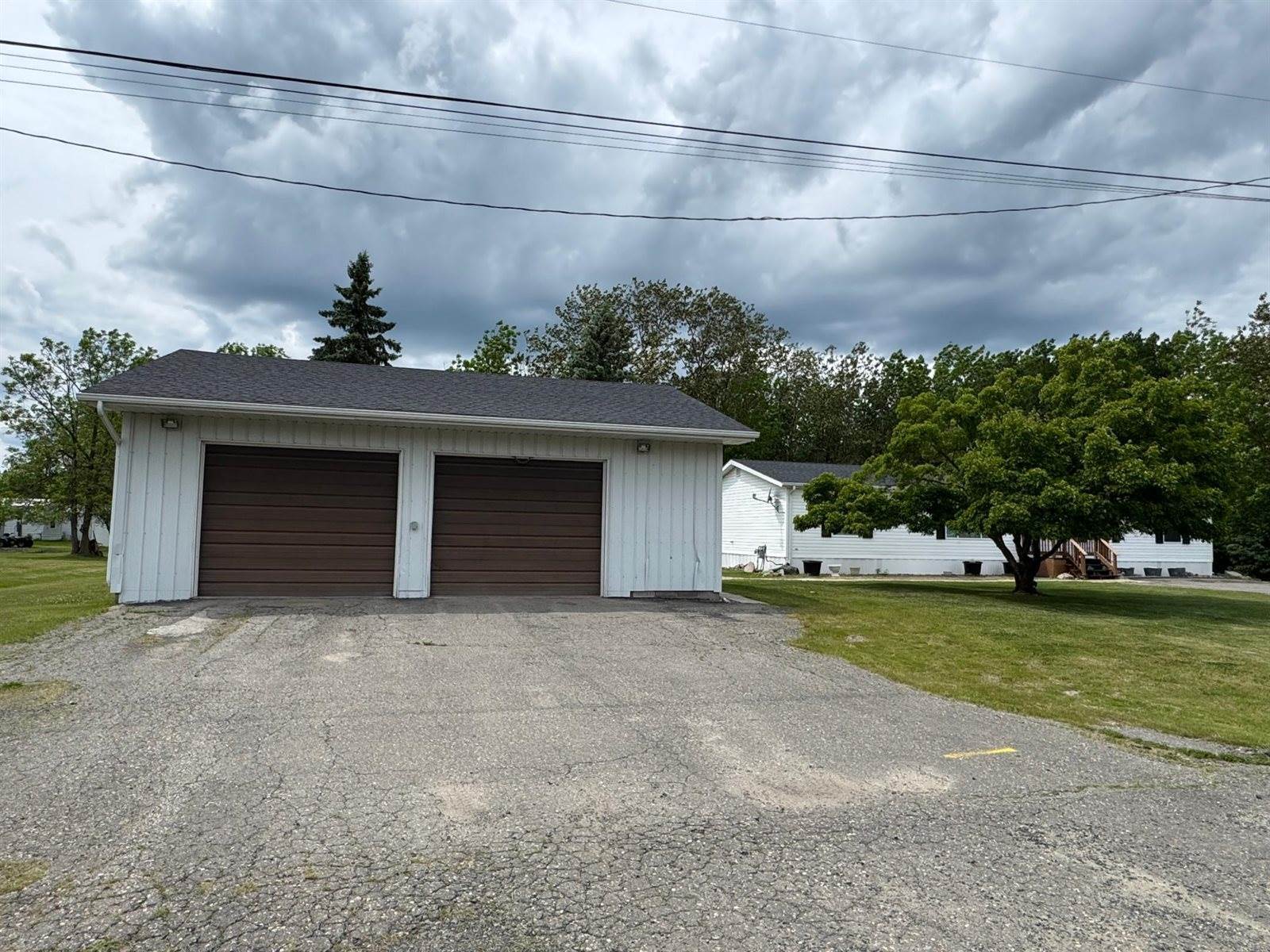 1616 4th Avenue, International Falls, MN 56649