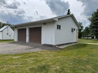 1616 4th Avenue, International Falls, MN 56649