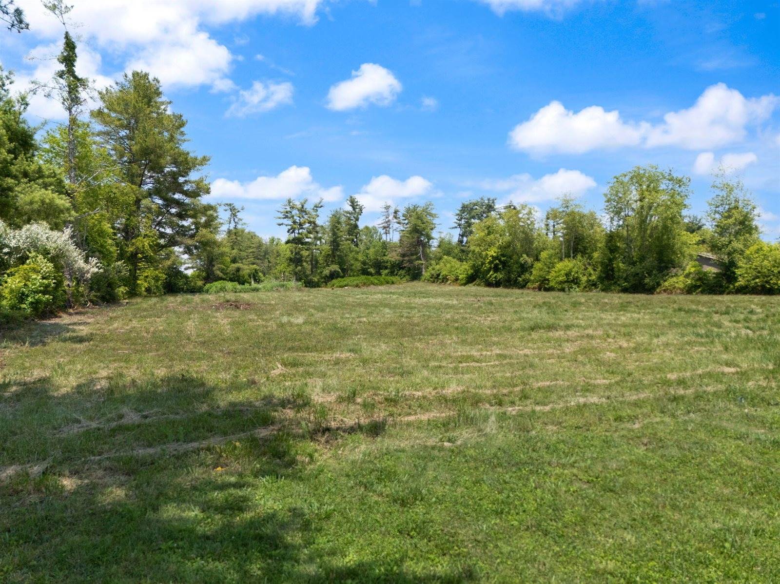 386 a Boggs Road, London, KY 40744