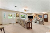 11 Shady Lane, Geneseo, IL 61254