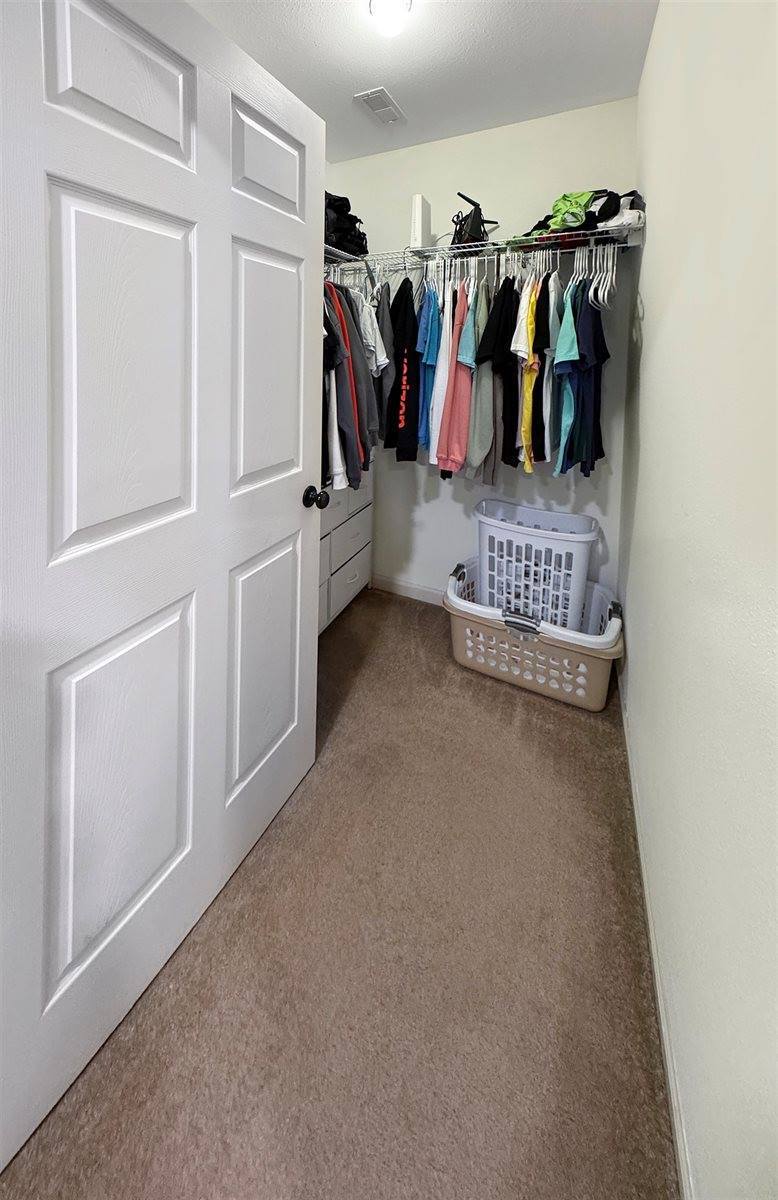 1609/1613 1st Ave. SE, Minot, ND 58701