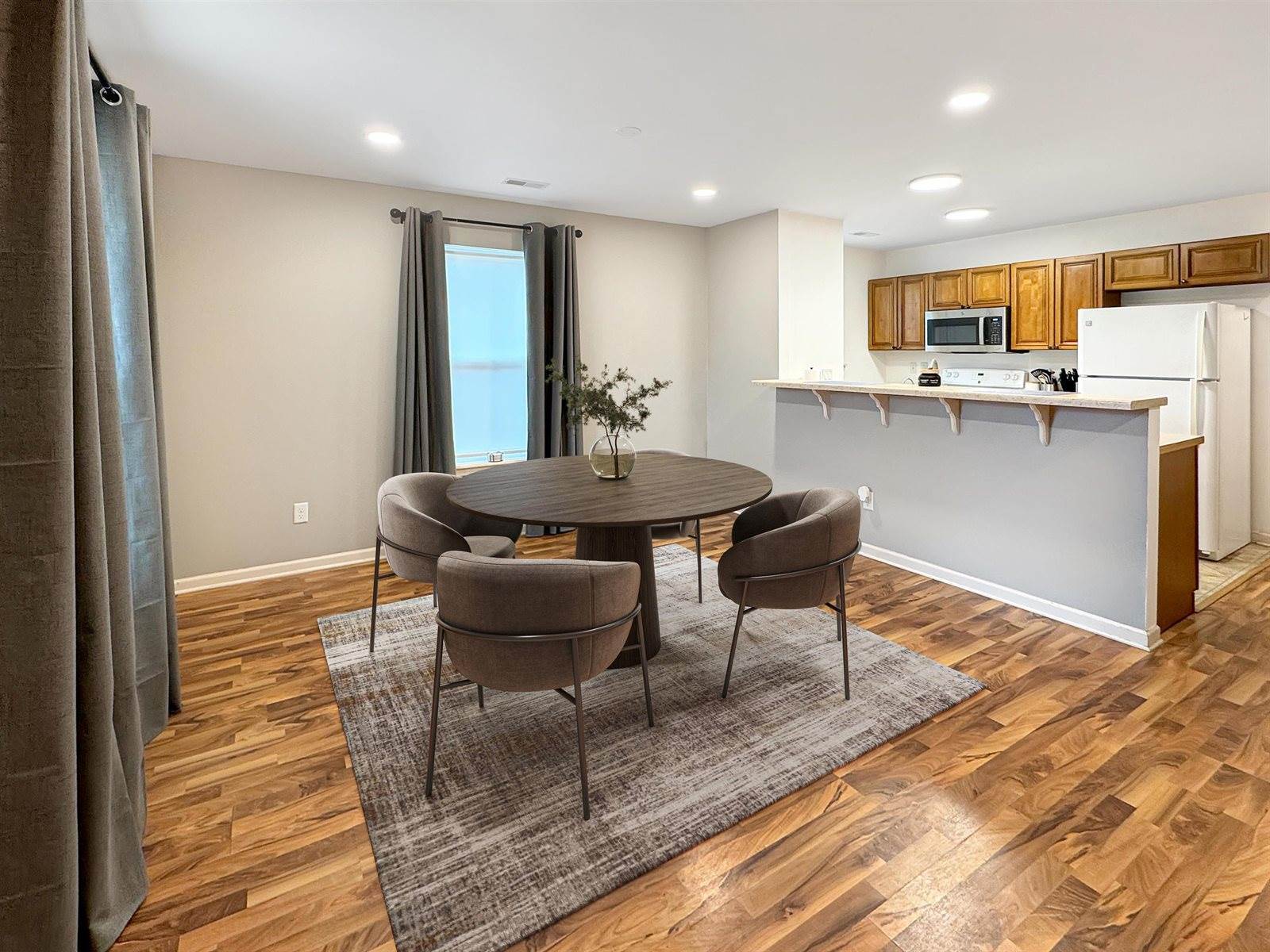 1609/1613 1st Ave. SE, Minot, ND 58701