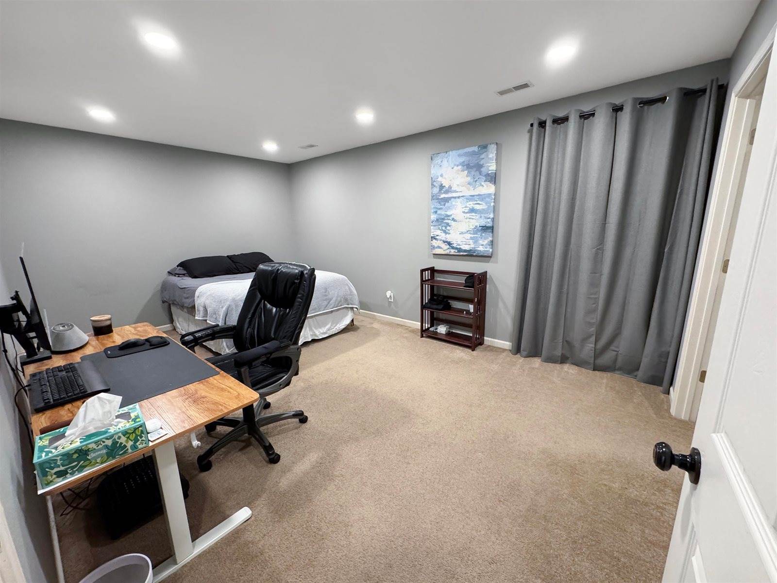 1609/1613 1st Ave. SE, Minot, ND 58701