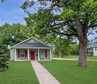 1609/1613 1st Ave. SE, Minot, ND 58701