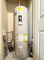 1609/1613 1st Ave. SE, Minot, ND 58701