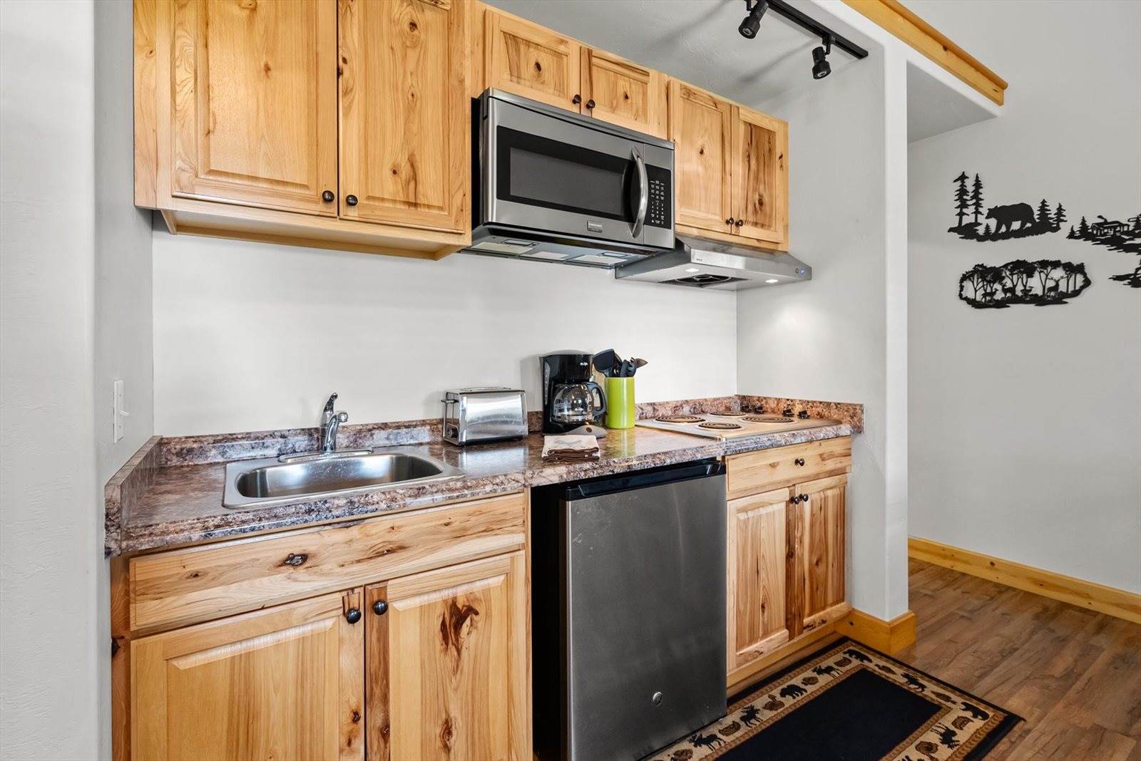 205 Muley Road, Lakeside, MT 59922