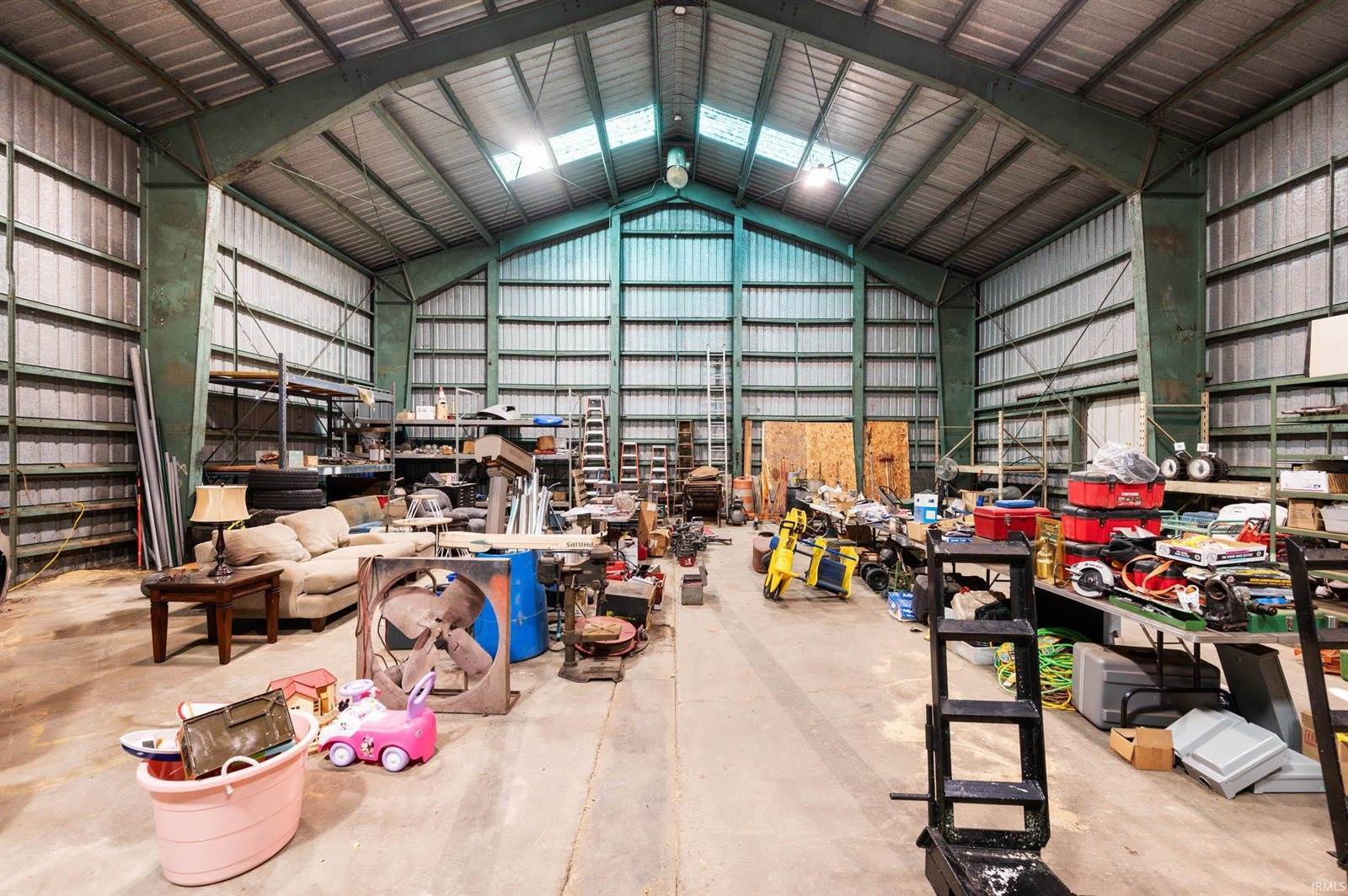 9107 W Depot Street, Yorktown, IN 47396