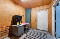 9107 W Depot Street, Yorktown, IN 47396