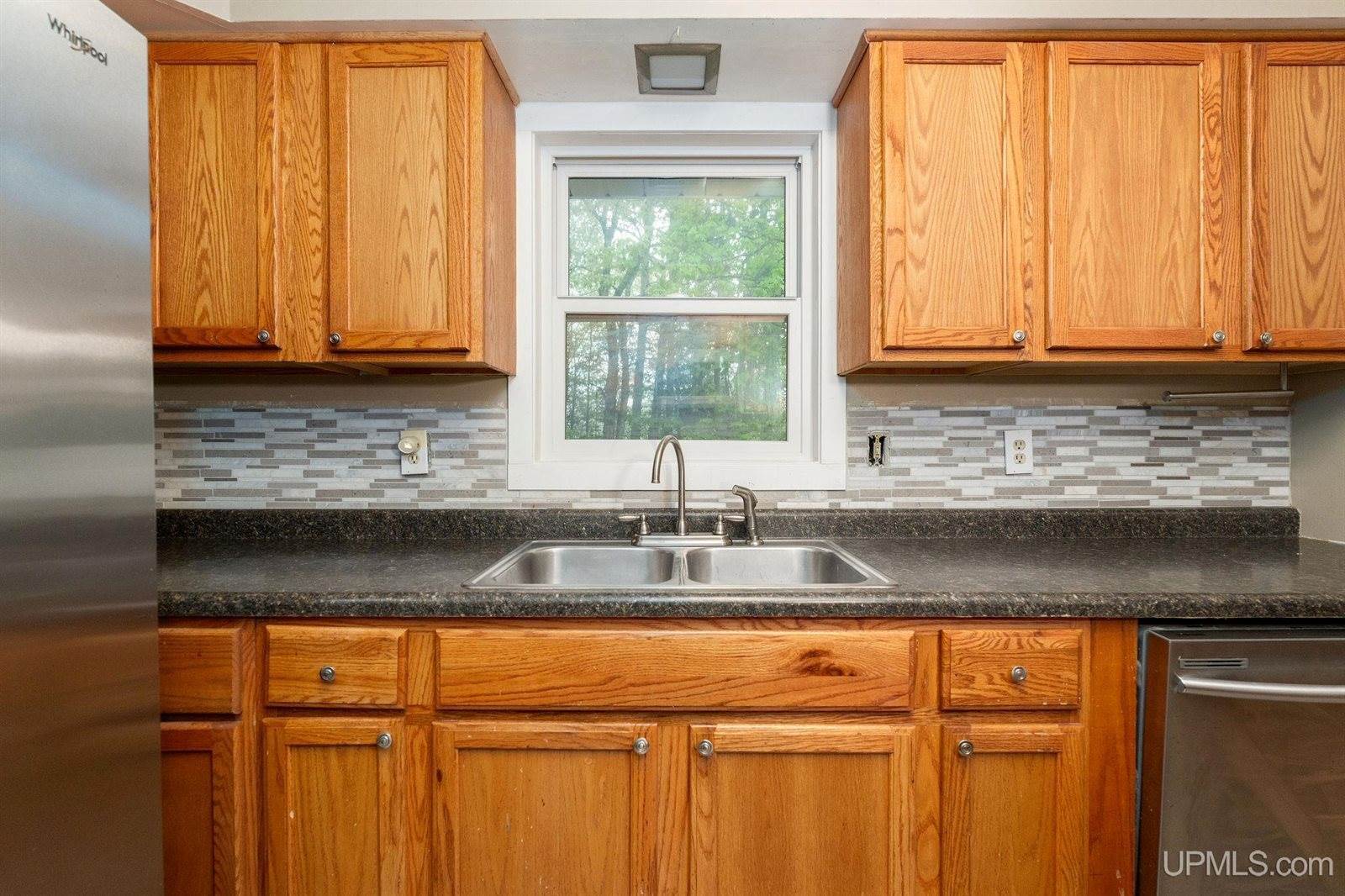 252 Timber Lane, Marquette, MI 49855