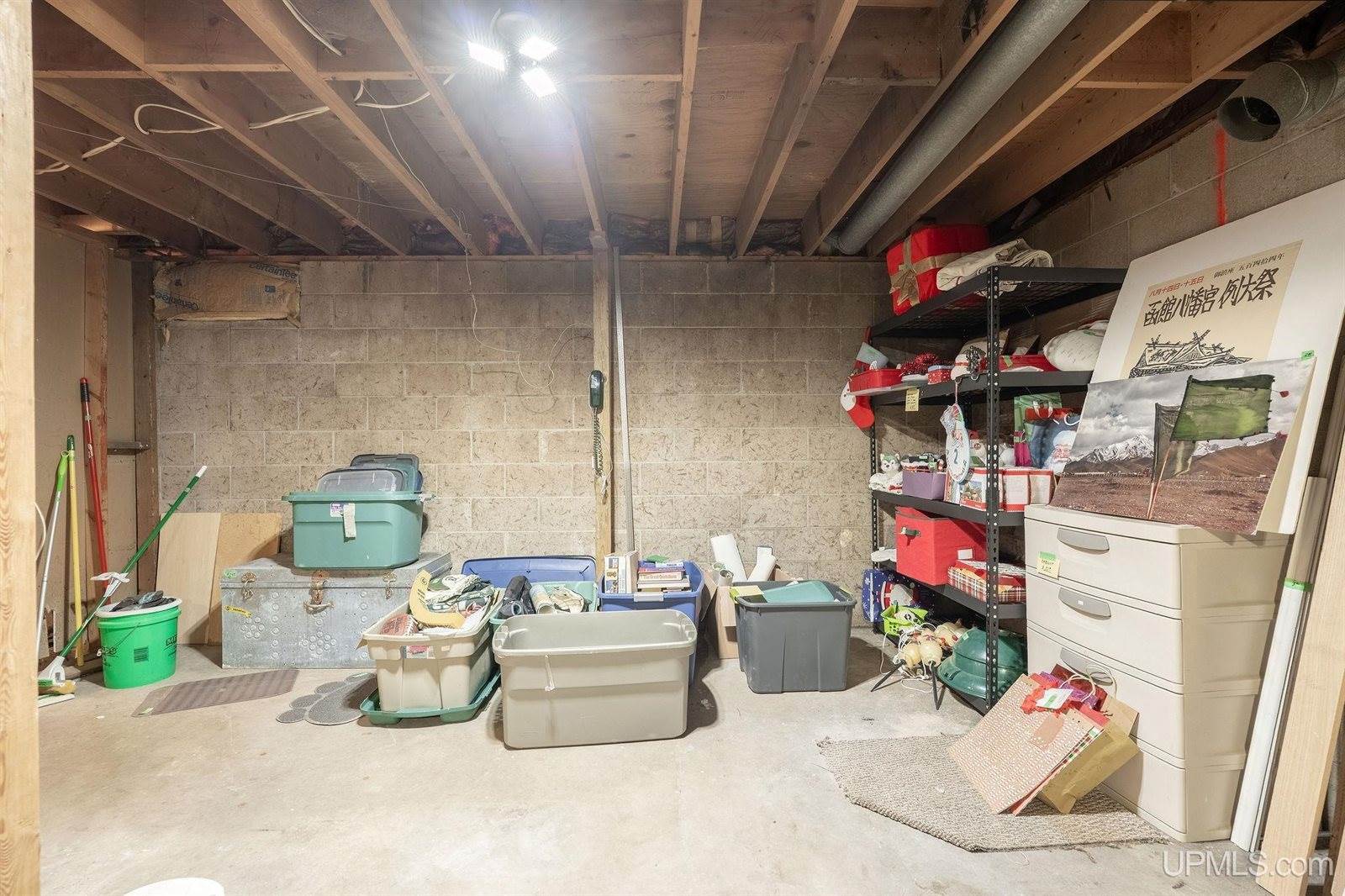 252 Timber Lane, Marquette, MI 49855