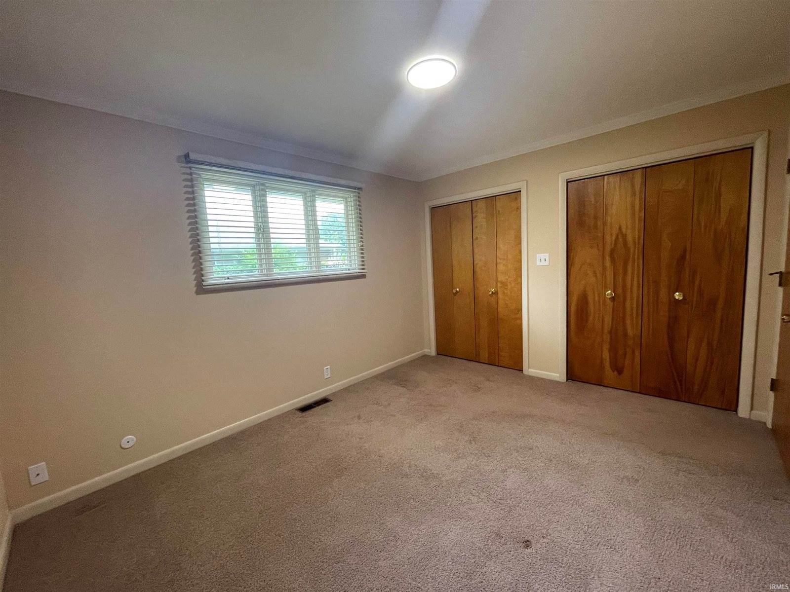 213 N Bayberry Lane, Muncie, IN 47304