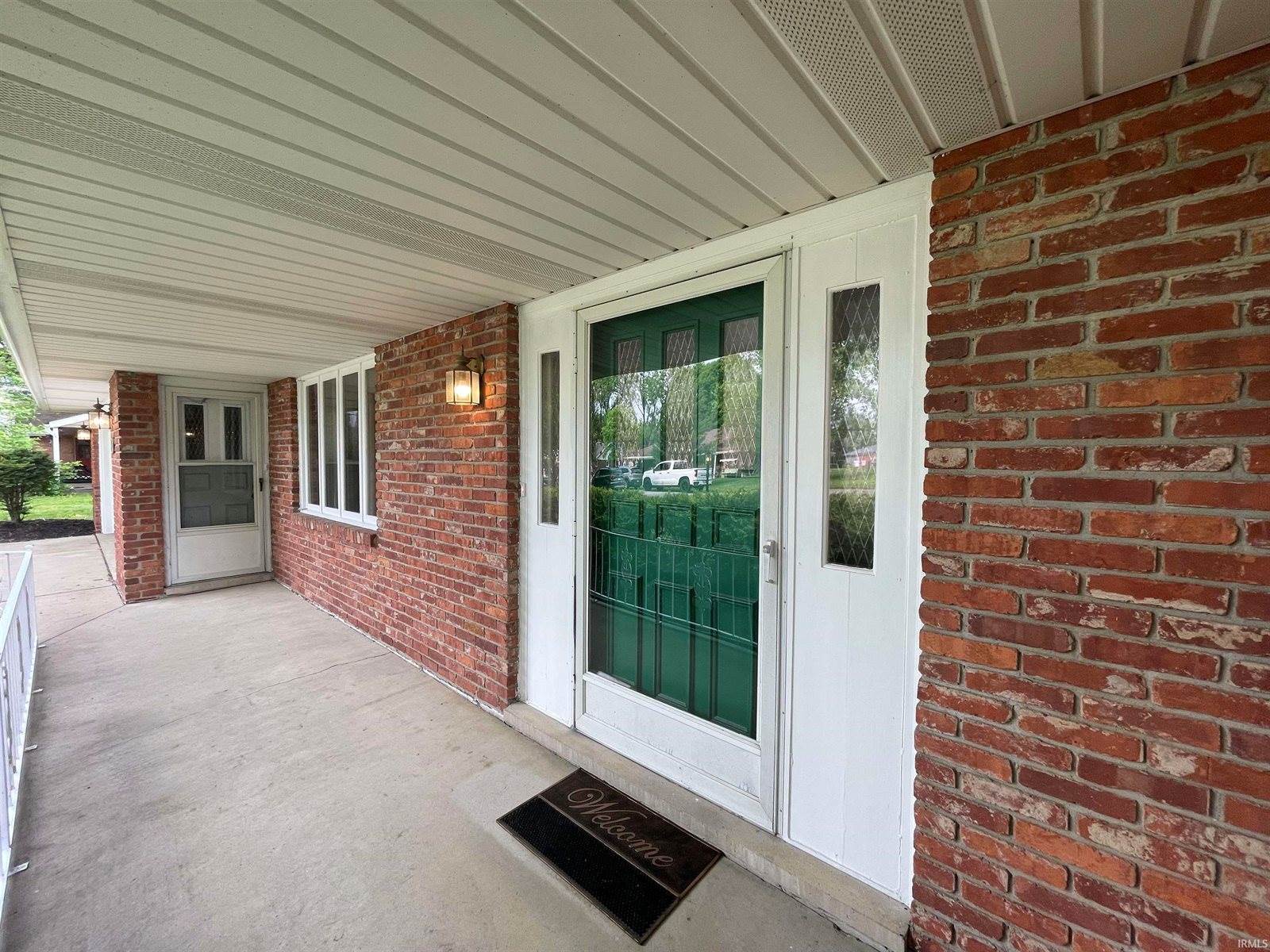 213 N Bayberry Lane, Muncie, IN 47304