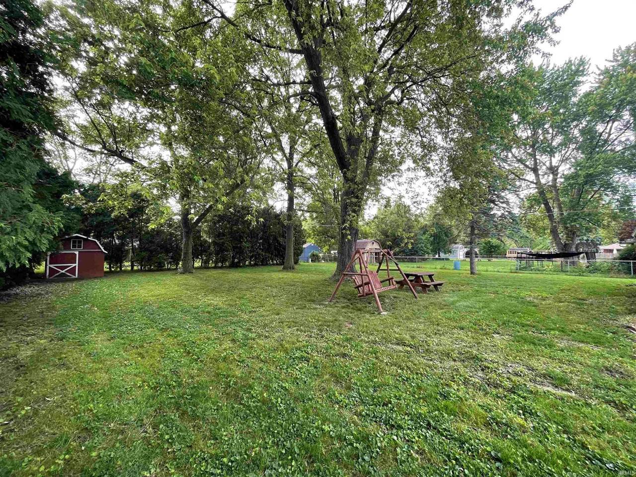 213 N Bayberry Lane, Muncie, IN 47304