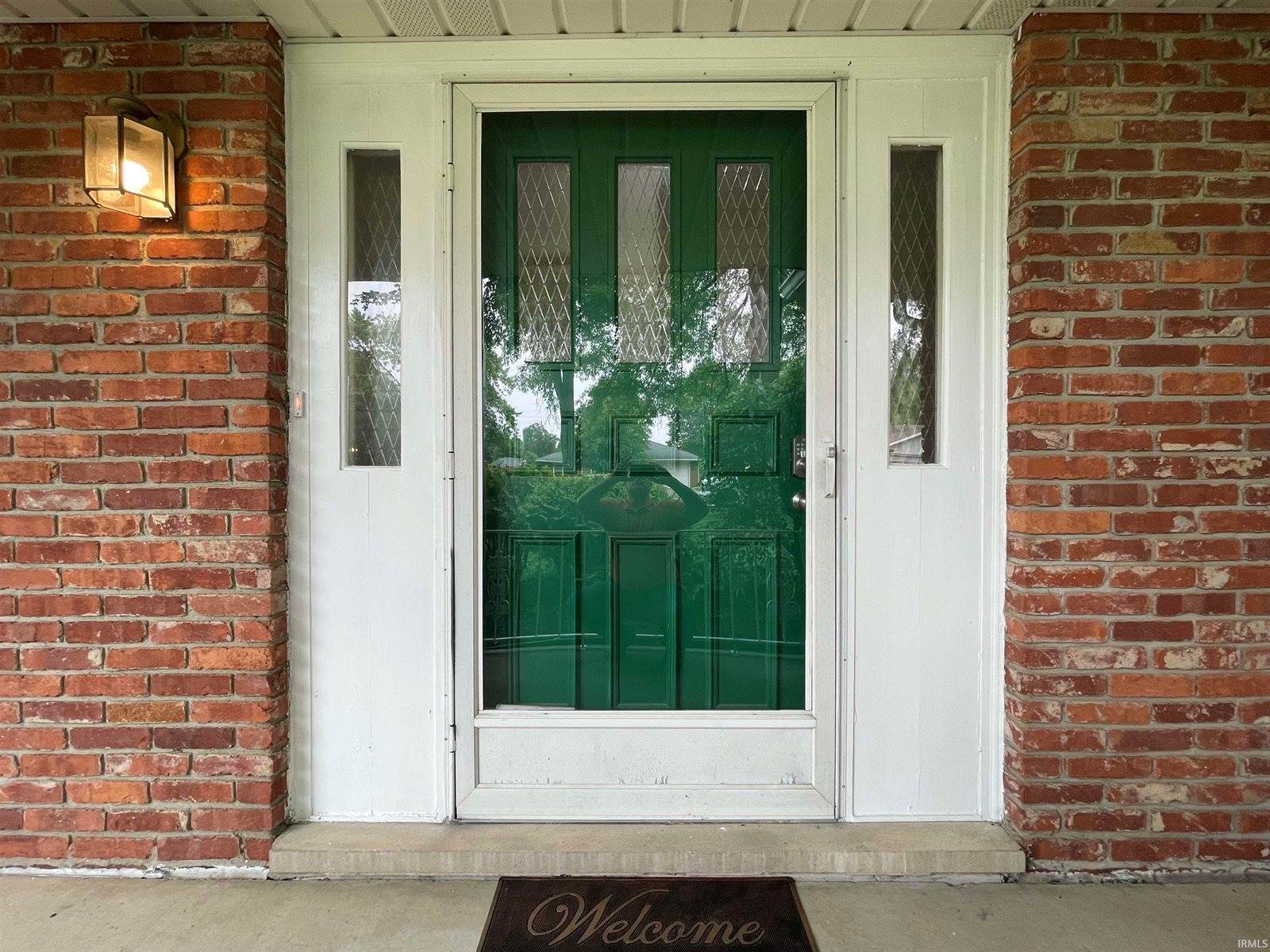 213 N Bayberry Lane, Muncie, IN 47304