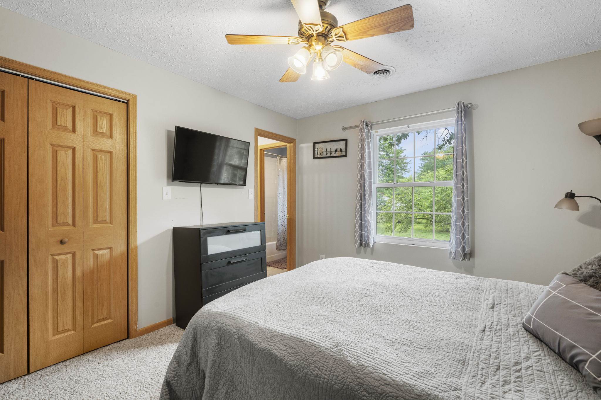 2759 Crawford St, Terre Haute, IN 47803