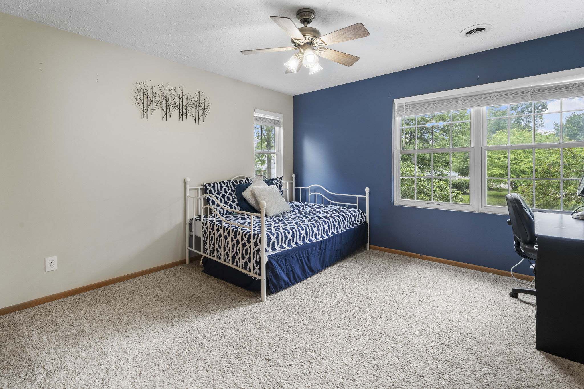 2759 Crawford St, Terre Haute, IN 47803