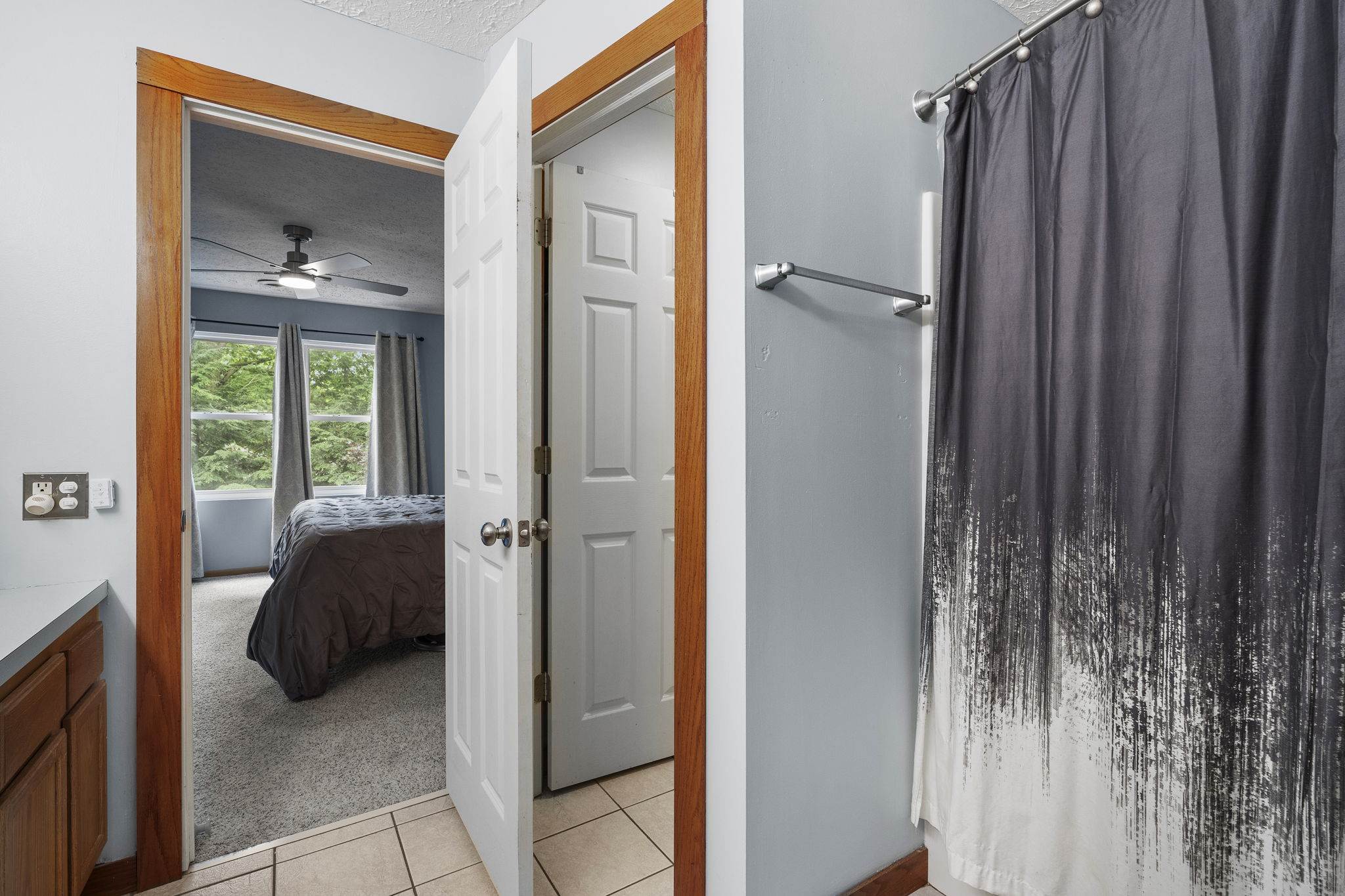 2759 Crawford St, Terre Haute, IN 47803