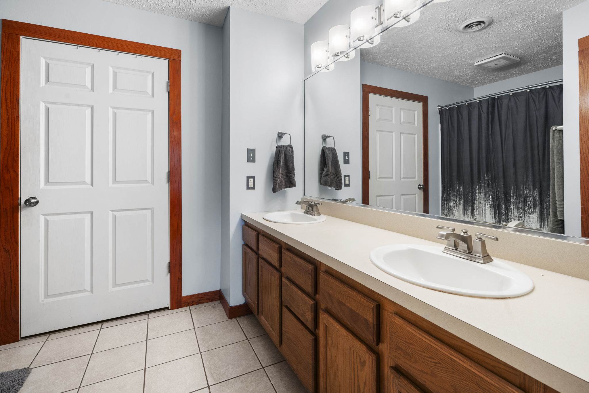 2759 Crawford St, Terre Haute, IN 47803