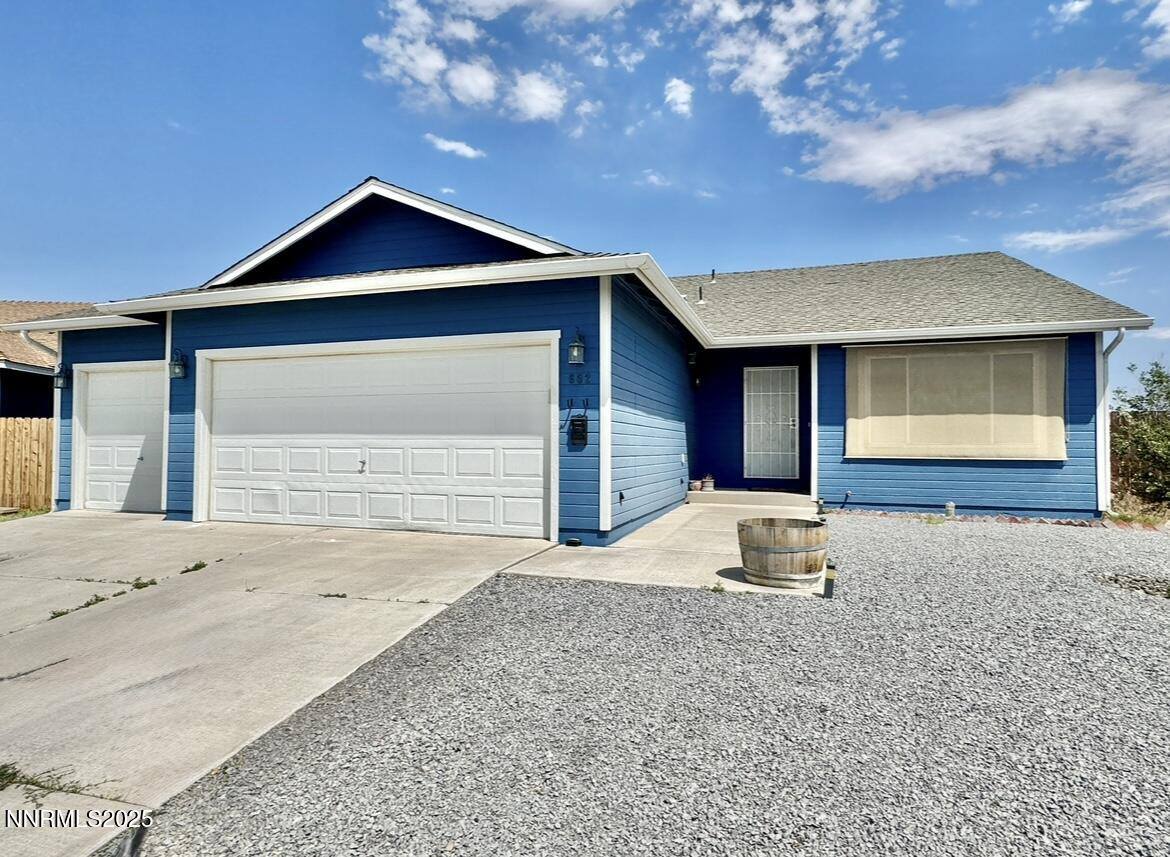 602 Tamsen Road, Fernley, NV 89408