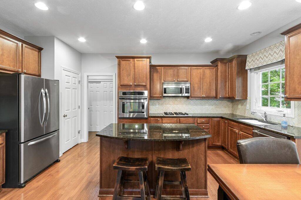 345 Quarter Way, Delaware, OH 43015