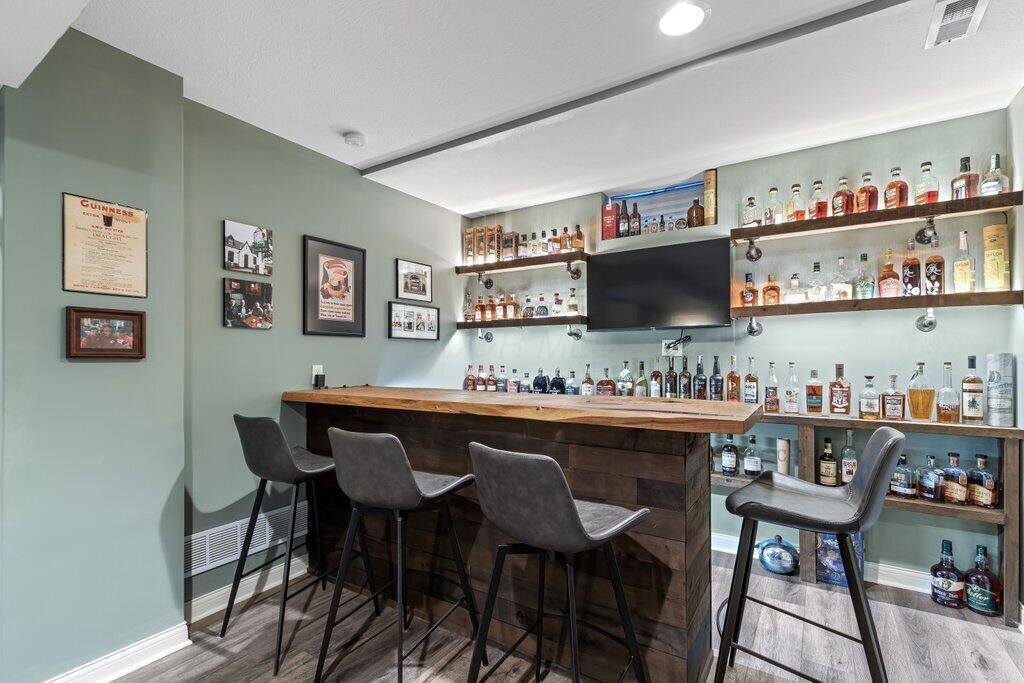 345 Quarter Way, Delaware, OH 43015