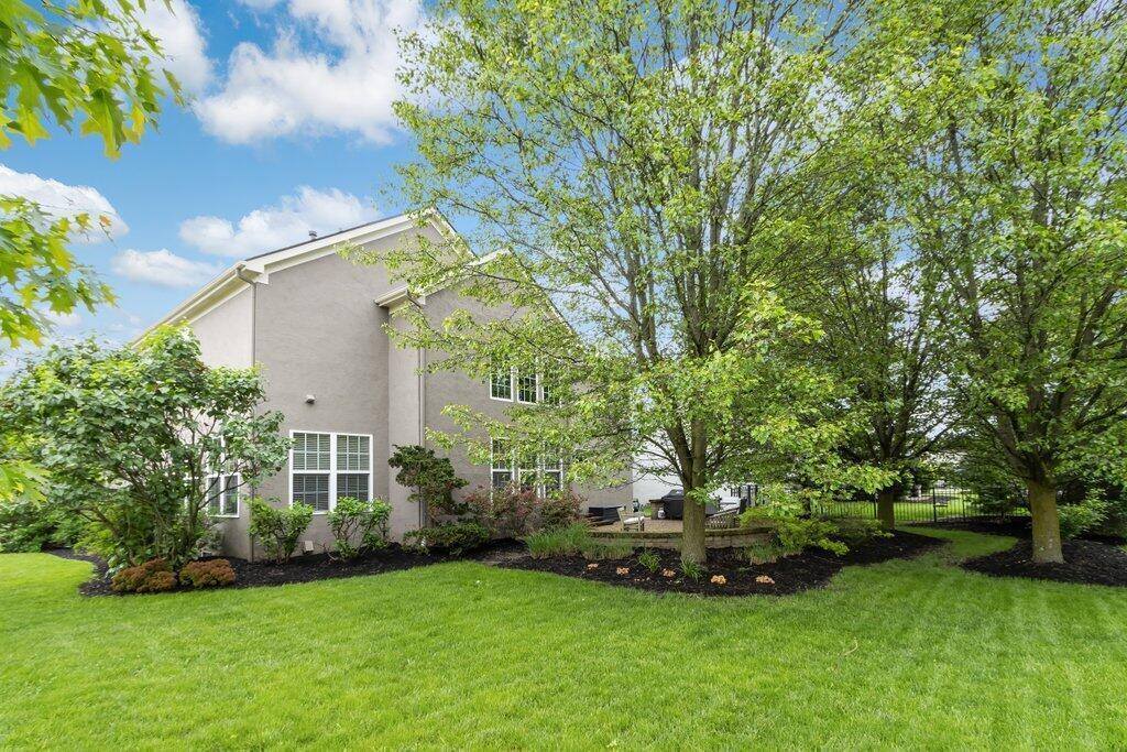 345 Quarter Way, Delaware, OH 43015