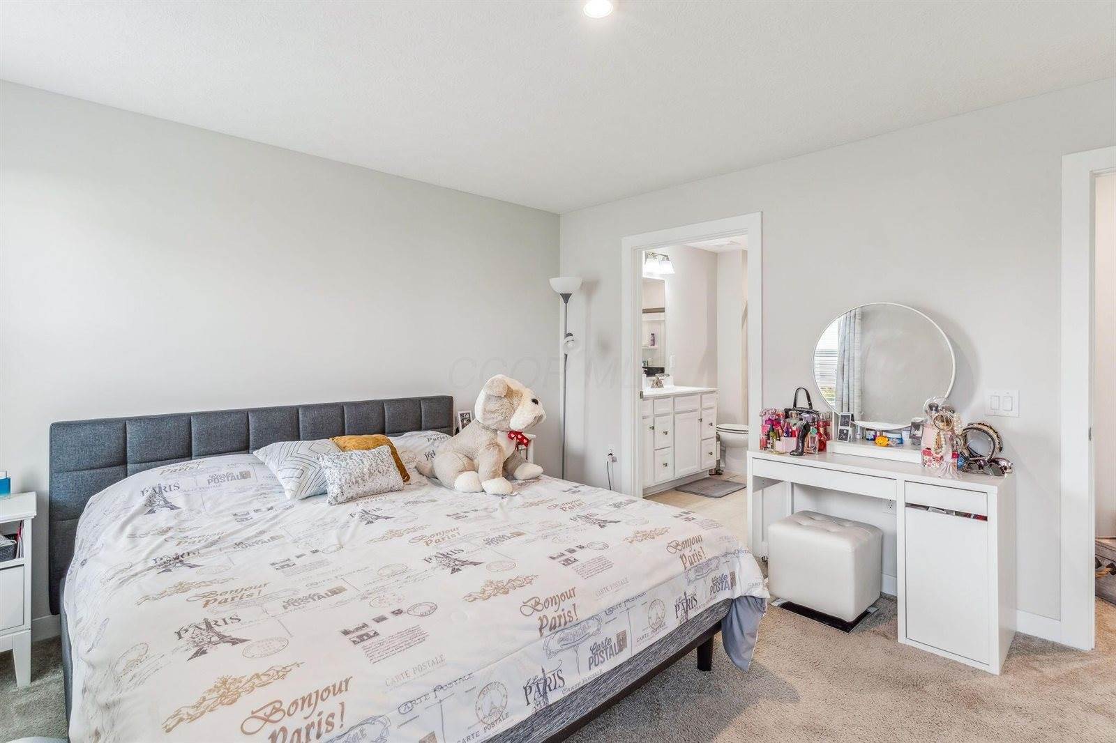 2374 Mcclouds Square, Marysville, OH 43040