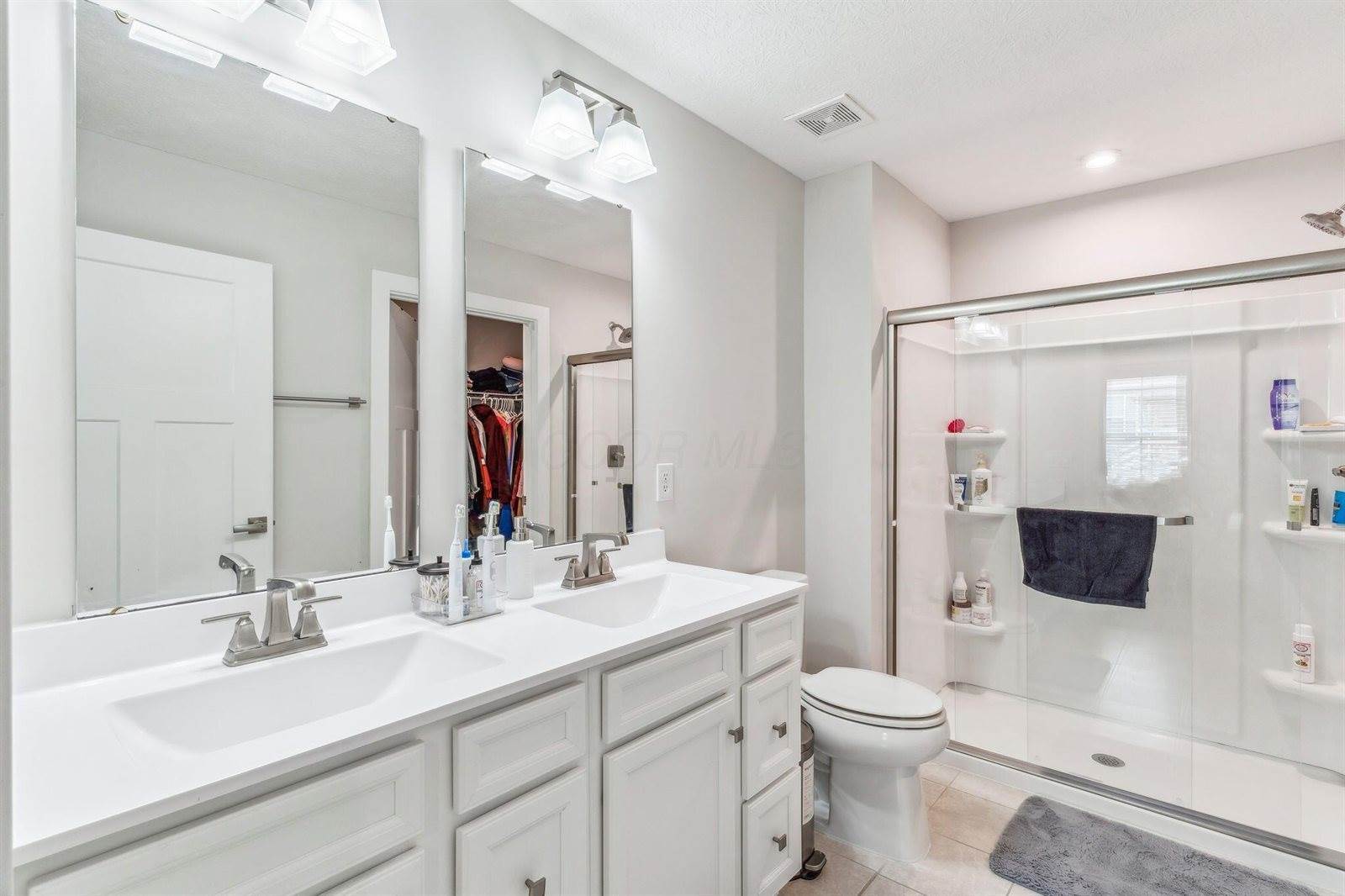 2374 Mcclouds Square, Marysville, OH 43040