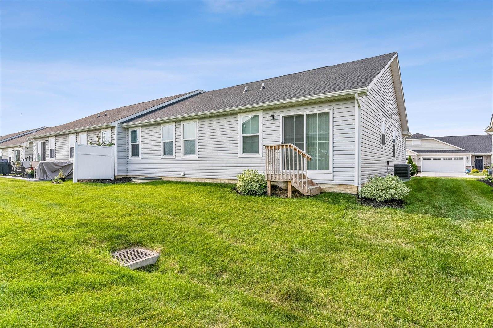 2374 Mcclouds Square, Marysville, OH 43040