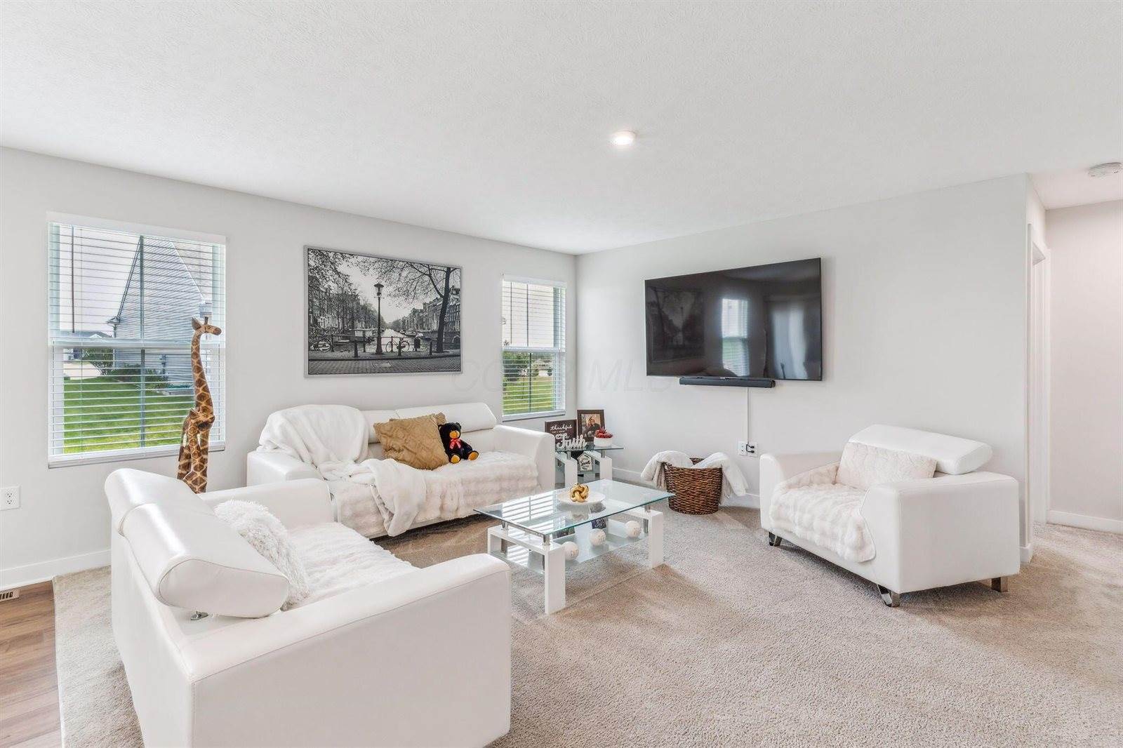 2374 Mcclouds Square, Marysville, OH 43040