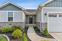 2374 Mcclouds Square, Marysville, OH 43040