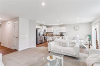 2374 Mcclouds Square, Marysville, OH 43040