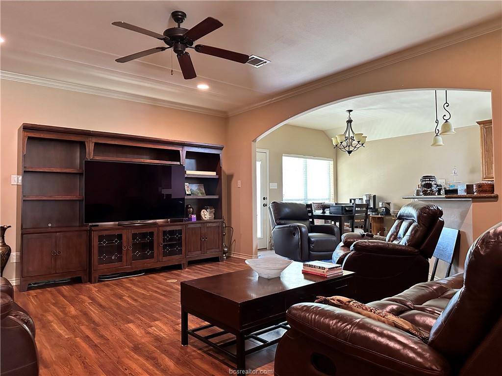 3908 Tournay Lane, College Station, TX 77845