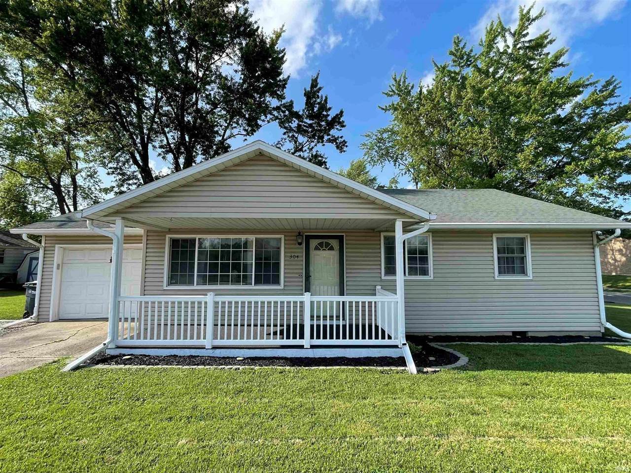 304 E 26th Street, Muncie, IN 47302