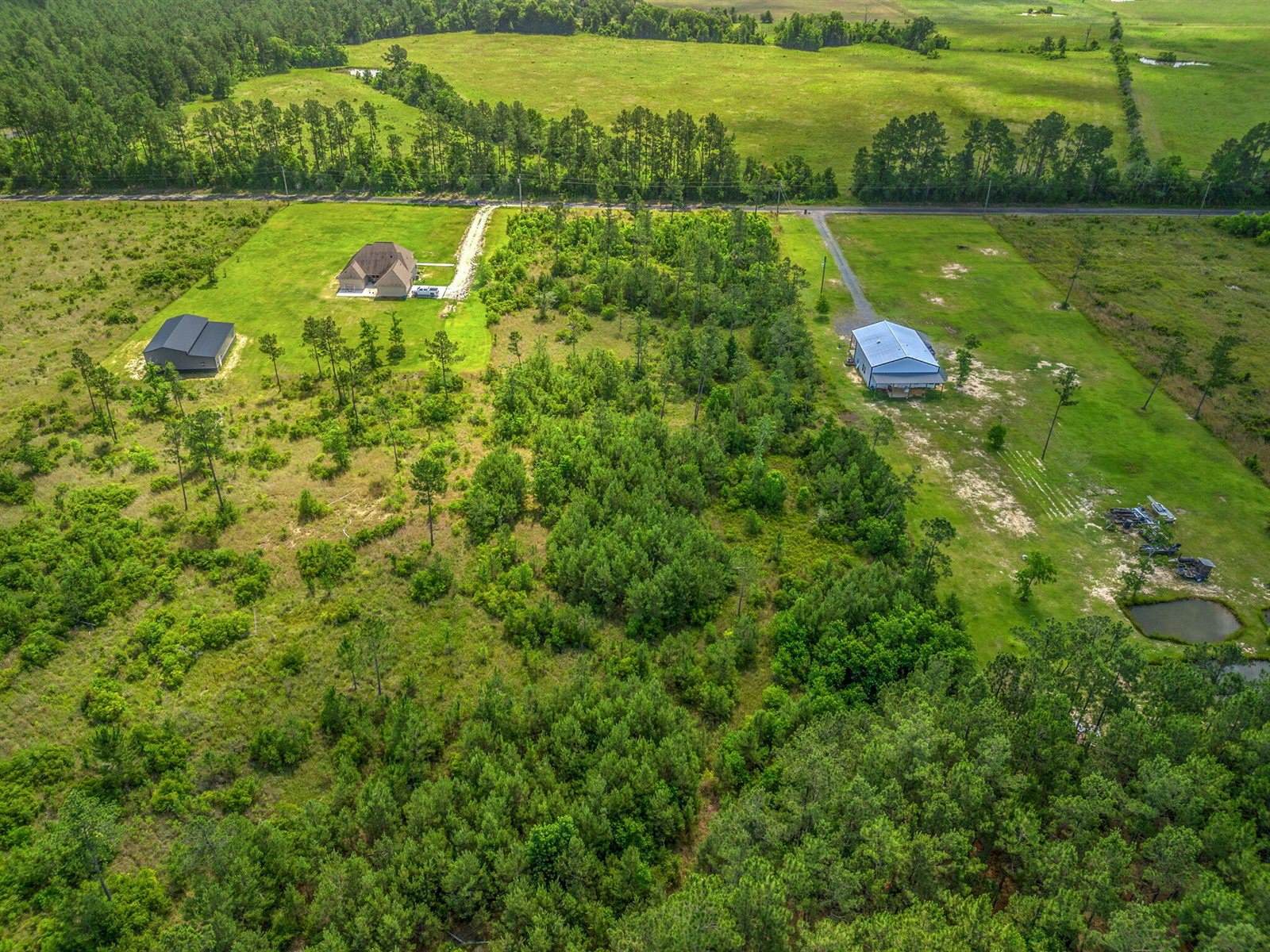 Harvey Parker Rd, DeQuincy, LA 70633