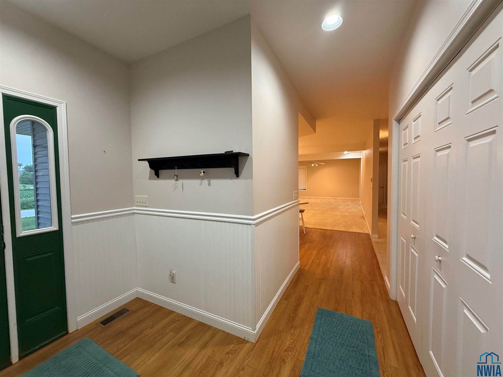 631 South St, Akron, IA 51001