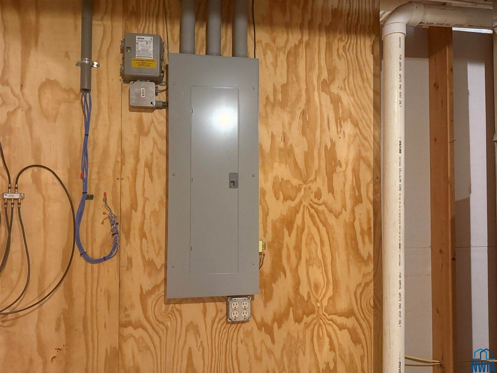 631 South St, Akron, IA 51001