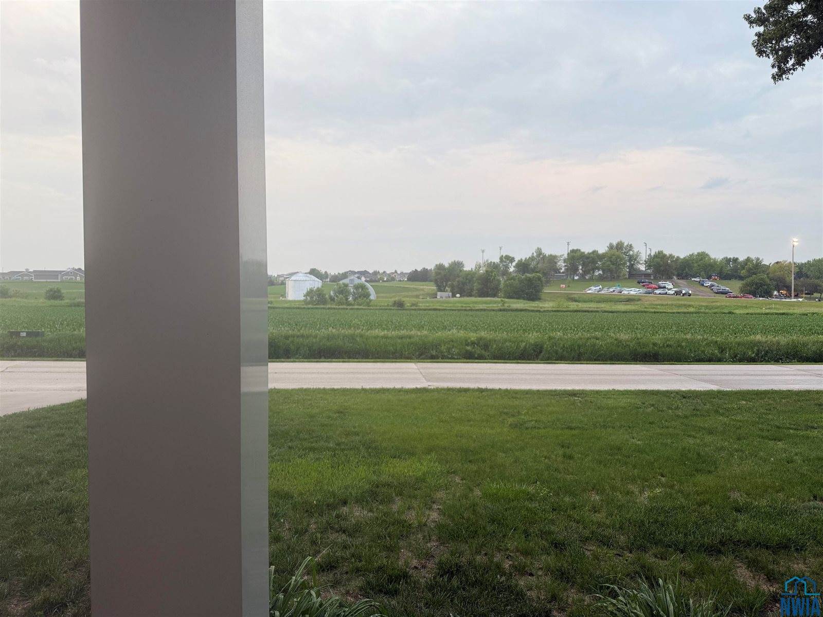 631 South St, Akron, IA 51001