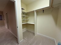 631 South St, Akron, IA 51001