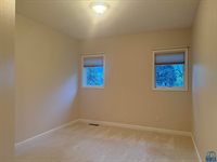 631 South St, Akron, IA 51001